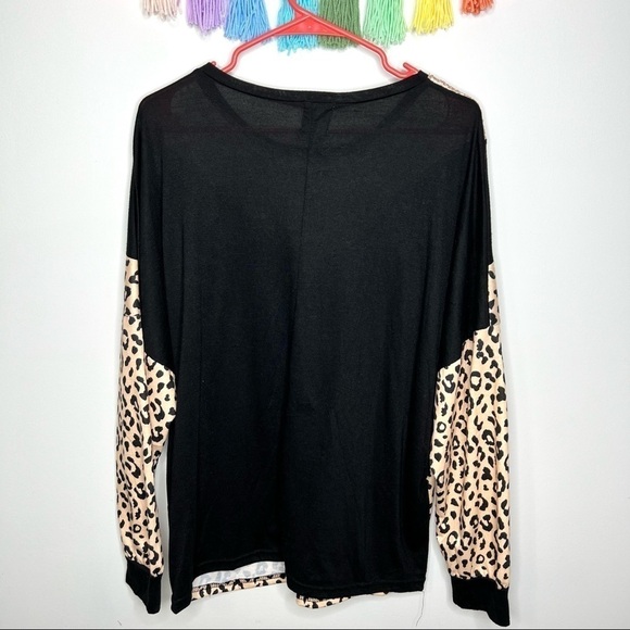 Grace and Emma Boutique Chevron Leopard Sequin Colorblock Top Jumper Size Large - Picture 10 of 13